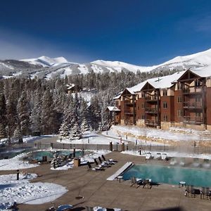 Grand Timber Lodge